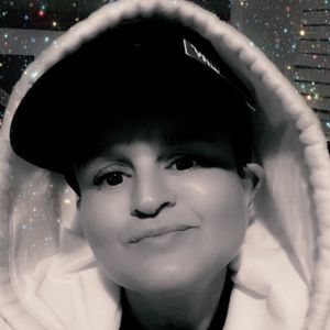 Meet your Posher, Shawna